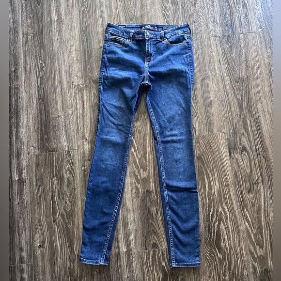 Hollister Super Skinny Jeans - Picture 4 of 6